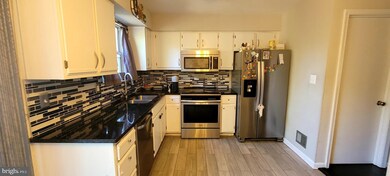 15328 Gunsmith Terrace, Woodbridge, VA 22191 - photo 5