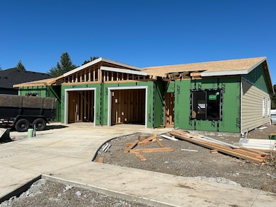 694 Terrazzo Way, Medford, OR 97501 - photo 3