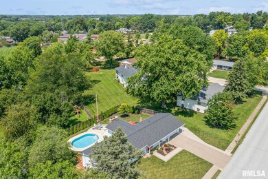 2710 Olympia Dr, Bettendorf, IA 52722 - photo 7