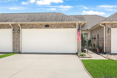 5370 Courtyard Dr, Gonzales, LA 70737 - photo 2