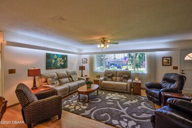 46 Fairway Cir-8
