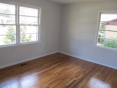 Living Room w/Hardwood floors