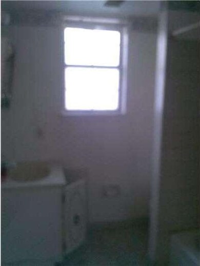 403 Corinthian Ave, Essington, PA 19029 - photo 5