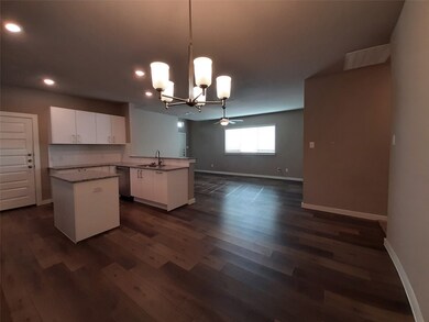 9725 Grosbeak Ln, Magnolia, TX 77354 - photo 7