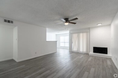 1000 River Bend Dr unit B1-0336, Lancaster, TX 75146 - photo 5