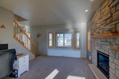 203 4th St, Brooklyn, WI 53521 - photo 4