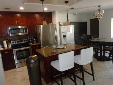 1431 Longarzo Place, West Palm Beach, FL 33415 - photo 4