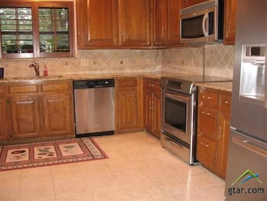 4830 Forestwood Blvd, Tyler, TX 75703 - photo 3