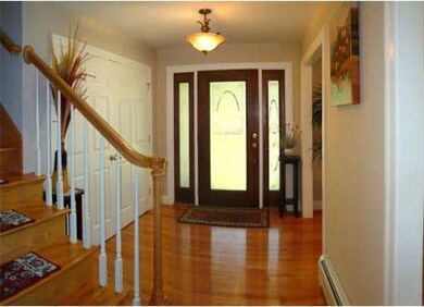 323 Potwine Ln, Amherst, MA 01002 - photo 4