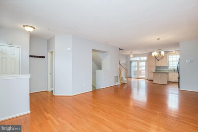 20804 Gaelic Ct, Germantown, MD 20874 - photo 5