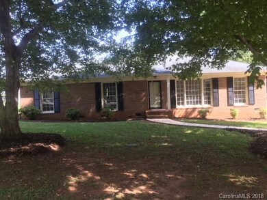 628 Old Farm Rd, Statesville, NC 28625 - photo 2