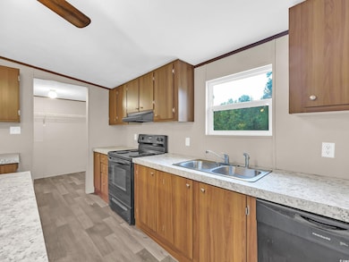 1693 Carriage Ln, Loris, SC 29569 - photo 2