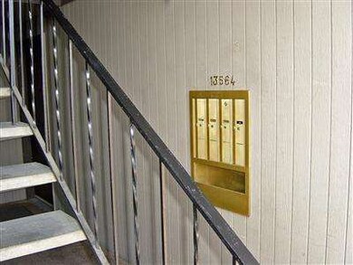 13564 37th Ave S unit 37, Tukwila, WA 98168 - photo 5