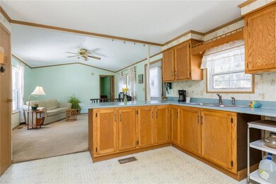 9 Tulip Ave, Freeport, ME 04032 - photo 4