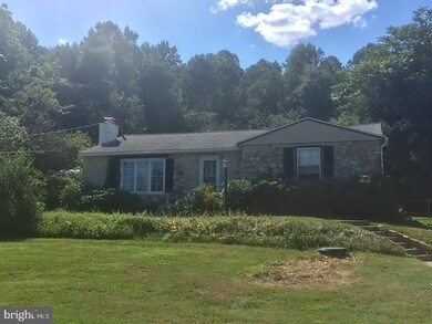 426 Hain Rd, Reading, PA 19608 - photo 3