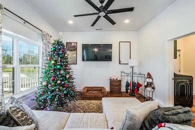 1350 Pondsville Kepler Rd, Smiths Grove, KY 42171 - photo 5