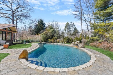 1 Seagate Rd Riverside CT-large-016-023-