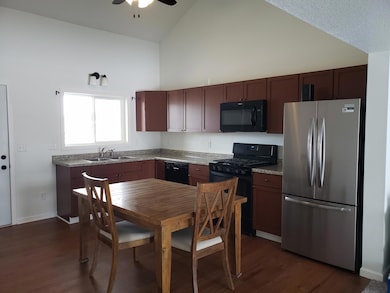 Seller's table, not staged