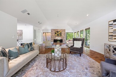 7 Memorial Point Ln, Houston, TX 77024 - photo 5