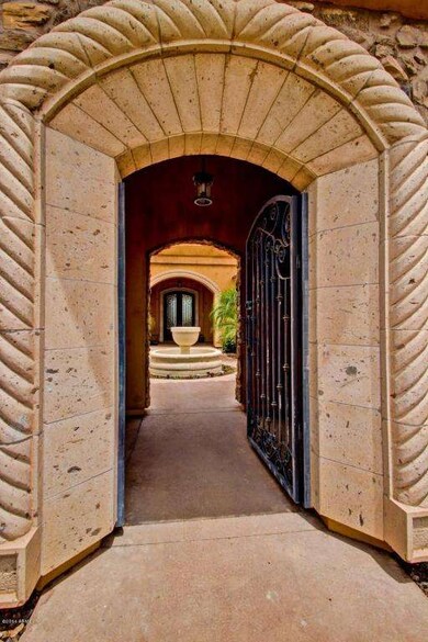 Courtyard Entry