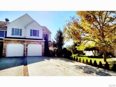 1736 Pinewind Dr, Alburtis, PA 18011 - photo 2