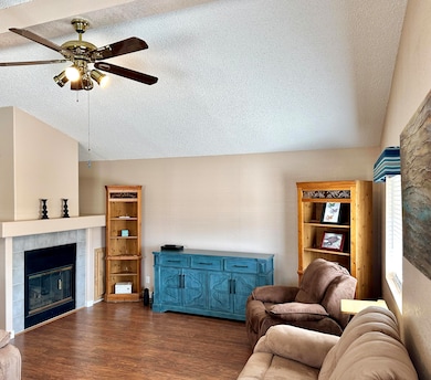 18070 Langlois Rd unit 220, Desert Hot Springs, CA 92241 - photo 4