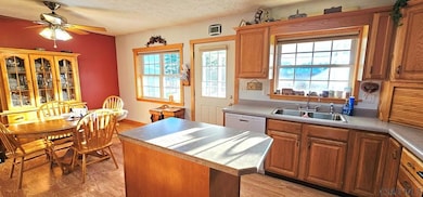 153 Leidy Ln, Johnstown, PA 15909 - photo 7