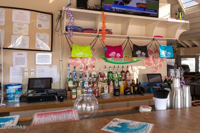 HHBT RESORT BEACH BAR BAR
