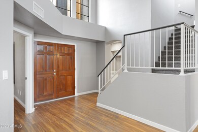 2334 W Shawnee Dr-7