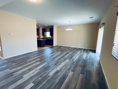 401 Coronado Dr, Alamogordo, NM 88310 - photo 4