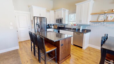 3809 E Hollow Crest Dr, Eagle Mountain, UT 84005 - photo 7