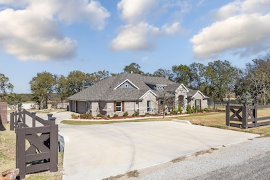 408 Herb Stephens Jr Way, Springtown, TX 76082 - photo 3