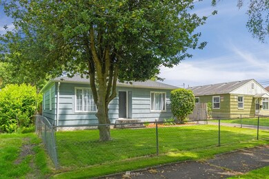 3008 Hemlock St, Longview, WA 98632 - photo 2