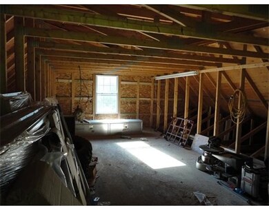 4 Gregory St, Hudson, NH 03051 - photo 5