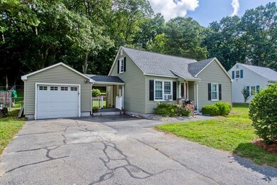 9 Cabot St, Palmer, MA 01069 - photo 2