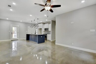 230 W Day St, Denison, TX 75020 - photo 3