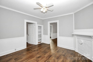 821 Buffalo St, Shelby, NC 28150 - photo 3