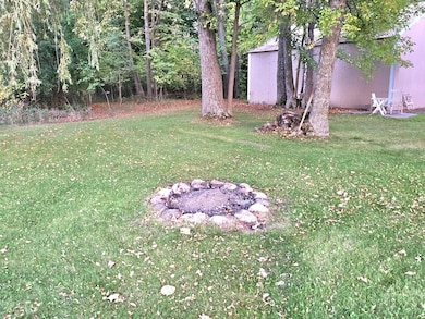 920 E Evergreen St, Isle, MN 56342 - photo 5