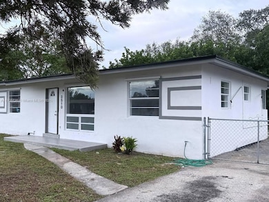 3510 SW 36th Ct, West Park, FL 33023 - photo 3