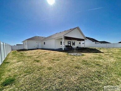 2855 Trevino Dr, Blackfoot, ID 83221 - photo 6