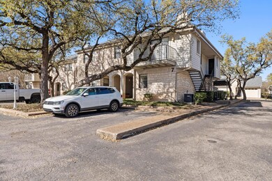 Townhome / multi-family property featuring centra