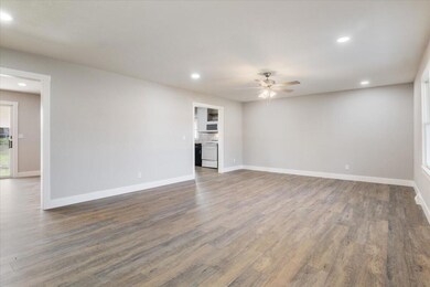 03-824 S Locust St - 3