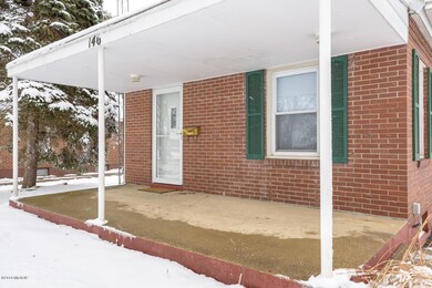 23rd_St_N_146_BattleCreek_49015-24