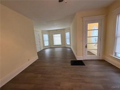 416 Danforth St unit 1, Syracuse, NY 13208 - photo 4