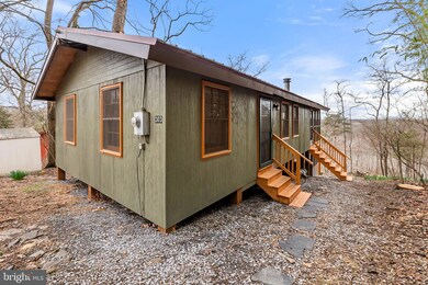 303 Long Leaf Ln, Harpers Ferry, WV 25425 - photo 3