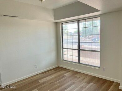 7740 W Flower St, Phoenix, AZ 85033 - photo 4