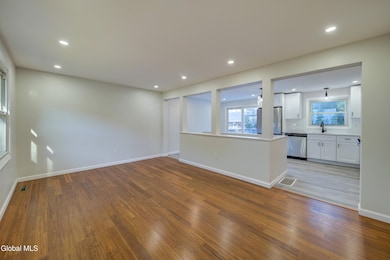 3 Seaman Ave, Castleton On Hudson, NY 12033 - photo 4