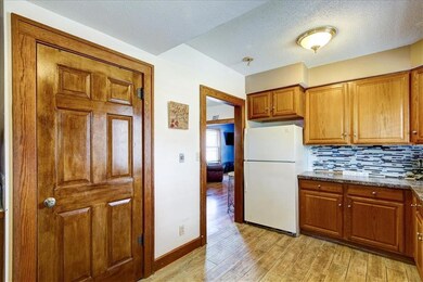 1713 16th St, Des Moines, IA 50314 - photo 4