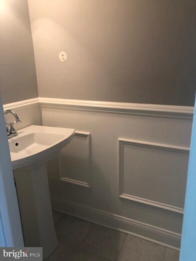 4 Stuyvesant Ct, Hightstown, NJ 08520 - photo 3