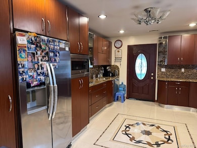 109-04 Myrtle Ave, Jamaica, NY 11418 - photo 7